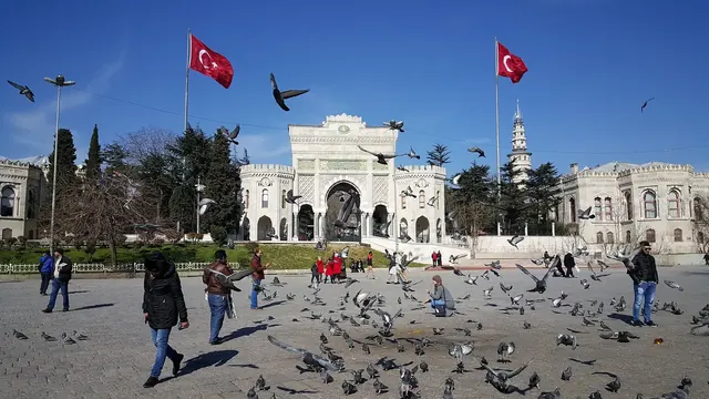 Beyazıt Meydanı